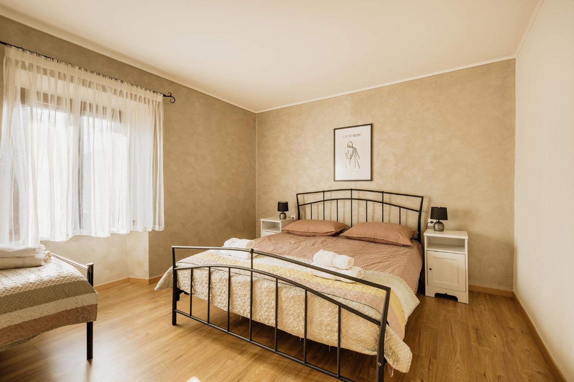 Apartments Mirna Stress Free Vol.2 Ουμάγκ Εξωτερικό φωτογραφία