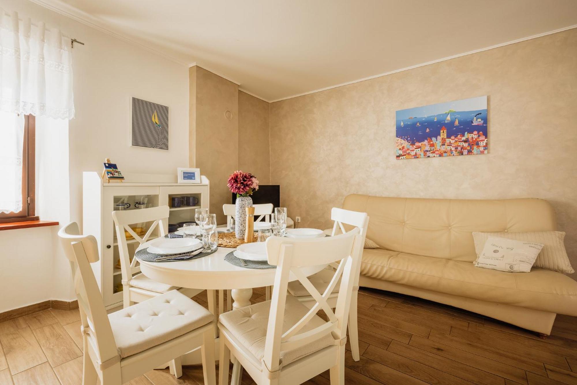 Apartments Mirna Stress Free Vol.2 Ουμάγκ Εξωτερικό φωτογραφία